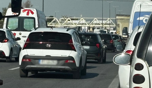 Παρέλυσε ο Κηφισός μετά από καραμπόλα πέντε οχημάτων, προβλήματα και στη Λεωφόρο Αθηνών