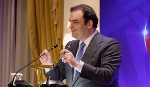 Πιερρακάκης: «Η Ελλάδα αλλάζει παραγωγικό μοντέλο», το μήνυμα στους Βρετανούς επενδυτές