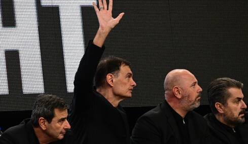 Μπαρτζώκας: «Μάθαμε μια ώρα πριν το ματς τα νέα για Μοντέρο, αντιδράσαμε στο παρκέ»