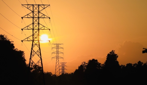 Συναγερμός για τους λογαριασμούς ρεύματος πριν από τον δύσκολο χειμώνα: Εκτίναξη των τιμών στην Ευρώπη, τι γίνεται στην Ελλάδα