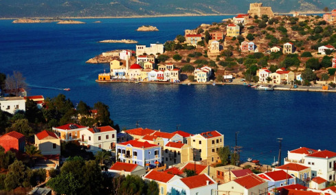 Η Έλλη επέλεξε να πάει στην πιο απομακρυσμένη γωνιά της Ελλάδας – Η ιστορία της νέας γιατρού στο Καστελόριζο