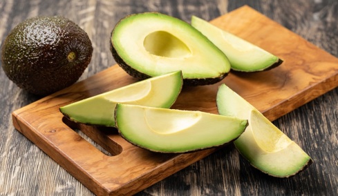Αβοκάντο: Πώς το διατηρούμε κρεμώδες και χωρίς να μαυρίζει