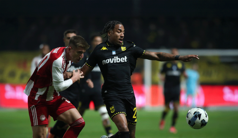 Άρης - Ολυμπιακός 0-0 (Β' ημίχρονο): Live ο αγώνας στη Θεσσαλονίκη, με δέκα παίκτες οι δύο ομάδες