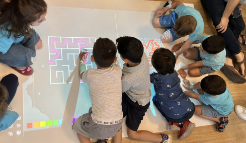 Η νέα, τεχνολογική εποχή μάθησης που διαμορφώνει το αύριο

