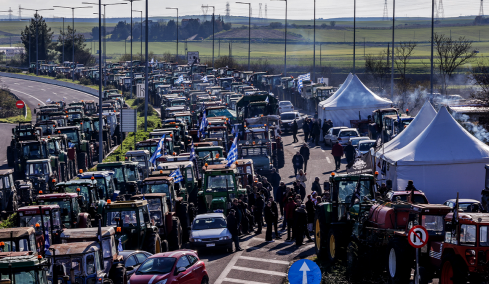 Μαρινάκης: Να εφαρμοστεί ο νόμος για τα μπλόκα, χωρίς αστυνομία δεν γίνεται - Ποιους θα δει το μεσημέρι ο Μητσοτάκης