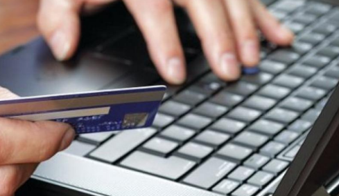 Η καταναλωτική πίστη πάτησε γκάζι το 2025: Αυξήθηκε κατά 15,1%, αγγίζοντας τα 1,6 δισ. ευρώ