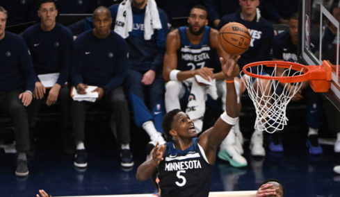 ΝΒΑ: Αναβλήθηκε το Τίμπεργουλβς – Γουόριορς, εξαιτίας της δολοφονίας άνδρα από ομοσπονδιακούς πράκτορες στη Μινεάπολη