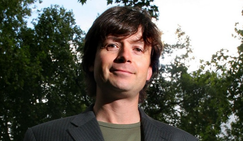 Μυστήριο με τον θάνατο του συνιδρυτή της εταιρείας ρούχων Asos: Έπεσε από τον 17ο όροφο κτηρίου στην Ταϊλάνδη