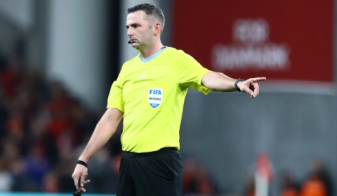 Ο Άγγλος Μάικλ Όλιβερ διαιτητής στη ρεβάνς του Ολυμπιακού με τη Μπάγερ Λεβερκούζεν