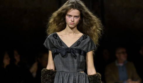 Τα ωραιότερα look από την Εβδομάδα Μόδας του Λονδίνου
