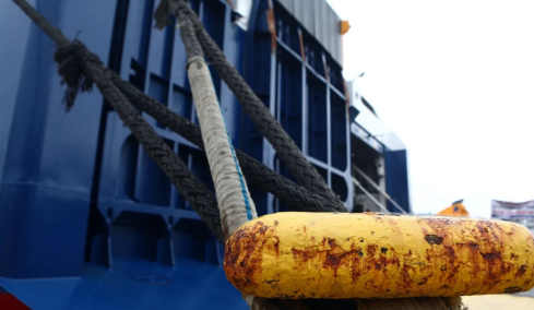 Συμπλοκή κρατουμένων εν πλω κατά τη μεταφορά τους στις φυλακές της Κω, τραυματίστηκαν ελαφρά και αστυνομικοί 