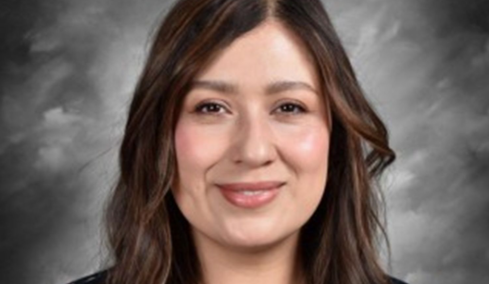 Γραμματέας σχολείου στις ΗΠΑ παραδέχθηκε ότι έκανε σεξ με 13χρονο αφού του έδωσε ναρκωτικά,  του είχε πει ότι έχει μεγαλύτερο ανδρισμό από τον σύζυγό της