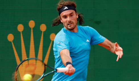 Κούριερ για Τσιτσιπά: «Δεν έχει συνειδητοποιήσει ότι το παιχνίδι τον ξεπερνάει»