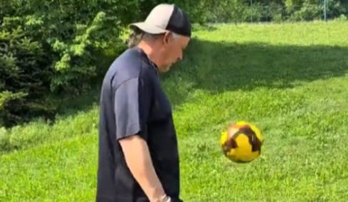 Ρομπέρτο Μπάτζιο: Συστήθηκε στον κόσμο του Tik Tok και το πρώτο του βίντεο είχε 3 εκατ. προβολές σε 6 ώρες

