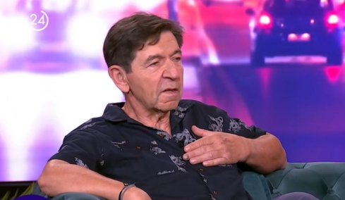 Γεράσιμος Σκιαδαρέσης: Τη μισή μου καριέρα τη χρωστάω στη φάτσα μου, δεν έψαχνα μια σύζυγο όπως η Μπέσσυ Μάλφα, κακόηχο το Σκιαδαρέσες