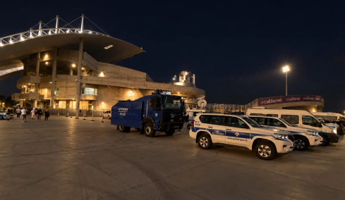 Επεισόδια στον αγώνα ΑΠΟΕΛ-ΑΕΛ στην Κύπρο, τραυματίστηκε 10χρονη που δέχθηκε μπαταρία στο κεφάλι