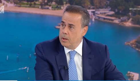 Παπασταύρου: Απλοποιείται πολύ η διαδικασία για τα φωτοβολταϊκά σε στέγες και ταράτσες, το κόστος του ρεύματος μπορεί να μειωθεί έως και 30%