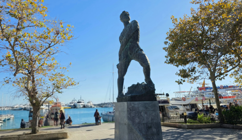 «Ο ηρωισμός του διδάσκεται στους Ευέλπιδες»: Η ιστορία του πρώτου αξιωματικού που έπεσε το 1940 πολεμώντας τους Ιταλούς