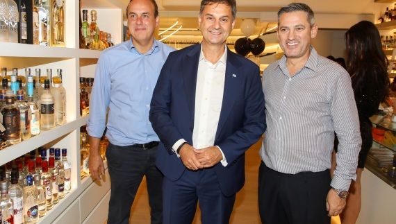 Μια λαμπερή βραδιά στη Γλυφάδα