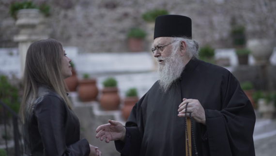 Μεγάλη Εβδομάδα στα Μοναστήρια της Ελλάδας: Στη Μονή Μεταμορφώσεως του Σωτήρος που στέκει αγέρωχη εδώ και χίλια χρόνια