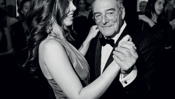 Άνια Εμπειρίκου: Η νεότερη απόγονος της οικογένειας δηλώνει υπερήφανη για την ελληνική καταγωγή της