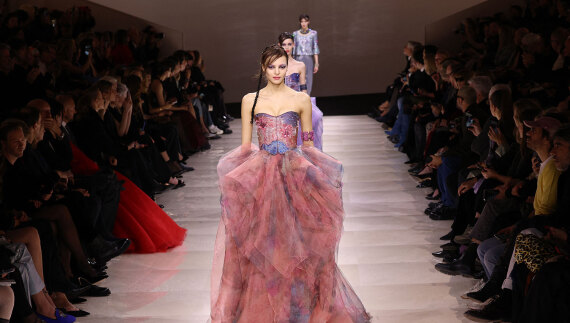 Paris Haute Couture 2024: Η extravaganza της μόδας