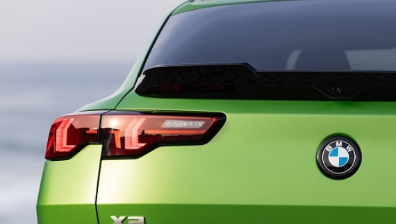 Επίθεση στις αισθήσεις από τη νέα BMW X2