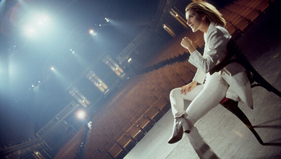 Σελίν Ντιόν: Η μυθιστορηματική ζωή της τραγουδίστριας