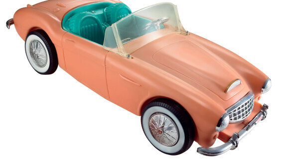 Barbie: Μία νέα έκθεση ρίχνει φως στην εξέλιξη της διάσημης κούκλας