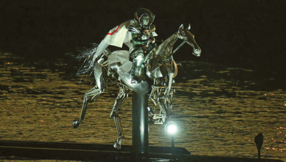 Αθήνα 2004 vs Παρίσι 2024: Το μέτρο του Απόλλωνα απέναντι στην τρέλα του Διονύσου