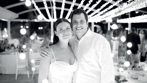 Γιώργος Εμπειρίκος και Jaclyn Vernet: Jet set γάμος στην Άνδρο