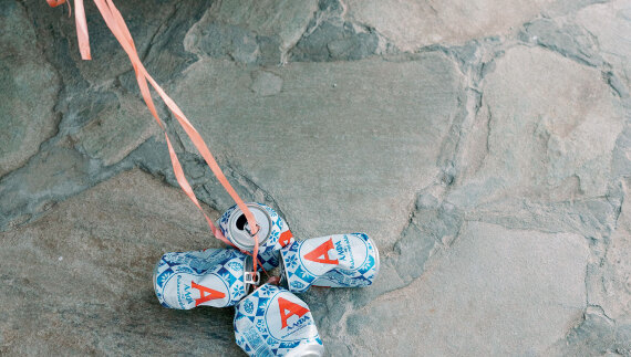 Γιώργος Εμπειρίκος και Jaclyn Vernet: Jet set γάμος στην Άνδρο