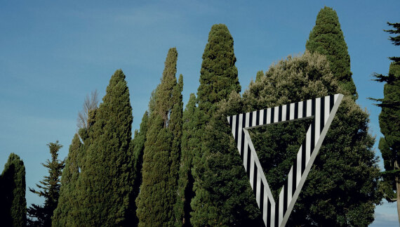 Daniel Buren, δημιουργός 5 αστέρων