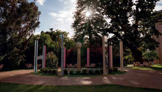 Daniel Buren, δημιουργός 5 αστέρων