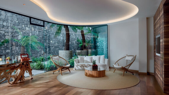 Royal Hideaway Corales Suites: Ενα design παλάτι στην αμμουδιά της Τενερίφης