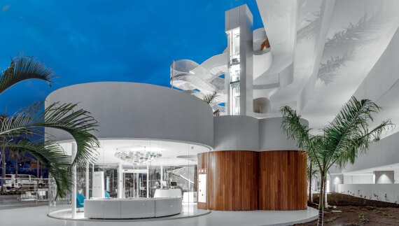 Royal Hideaway Corales Suites: Ενα design παλάτι στην αμμουδιά της Τενερίφης