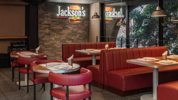 VENETI JACKSON HALL: Ραντεβού και πάλι στον θρυλικό «Ινδιάνο» του Κολωνακίου