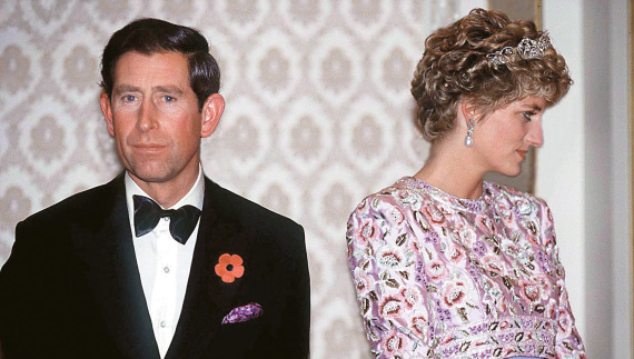 28 χρόνια από τον θάνατο της Νταϊάνα - Η θυελλώδης ζωή της «πριγκίπισσας του λαού», το άδοξο τέλος και οι θεωρίες συνωμοσίας