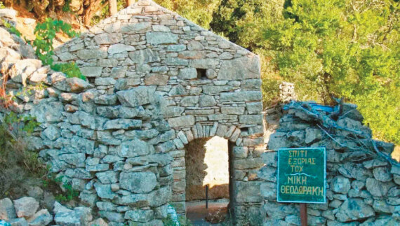 Τέσσερα χρόνια χωρίς τον Μίκη - Μαργαρίτα Θεοδωράκη: «Χρέος ζωής να συνεχίσω το έργο του πατέρα μου»