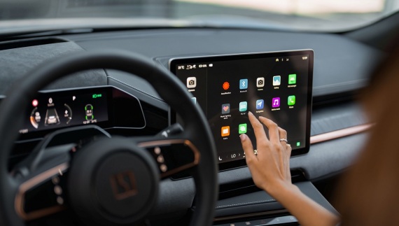 Geely & Zeekr: Δύο νέοι παίκτες αλλάζουν τους κανόνες της ηλεκτροκίνησης στην Ελλάδα