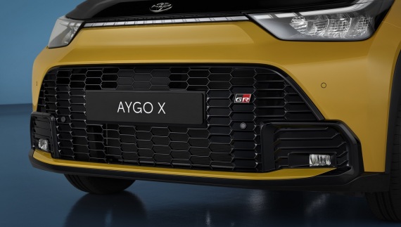 ΝΕΟ AYGO CROSS HYBRID ELECTRIC: Μικρό αυτοκίνητο, μεγάλες ιδέες