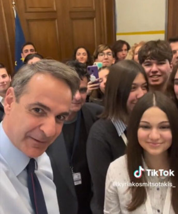 TikTok: Γιατί σαρώνει με 1,53 δισ. χρήστες και «τρομοκρατεί» Ε.E. και ΗΠΑ