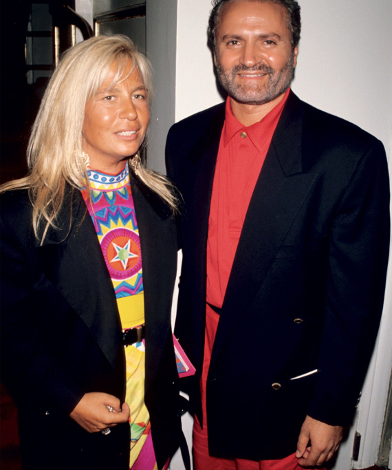 Versace: Nέο ντοκιμαντέρ εξετάζει τον βίο και την πολιτεία του εκκεντρικού μετρ της μόδας