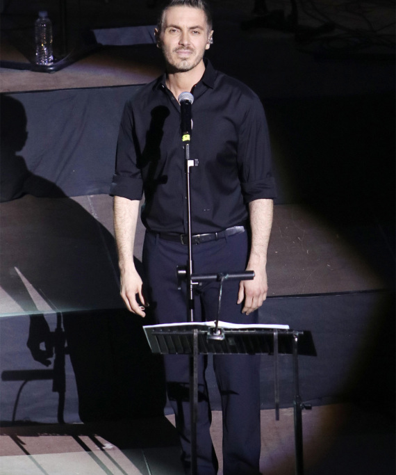 Μιχάλης Χατζηγιάννης: Τι γυρεύει ο «Μικρός Νταλάρας» στον πολιτισμό της Κύπρου