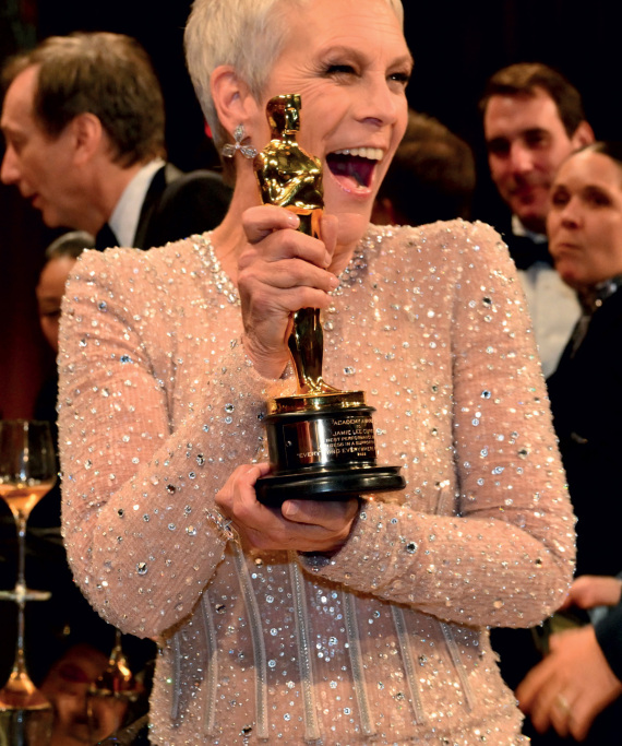 Τζέιμι Λι Κέρτις: Ο πατέρας της, ο Τόνι Κέρτις την αποκήρυξε, αλλά εκείνη τον ξεπέρασε σε επιτυχία