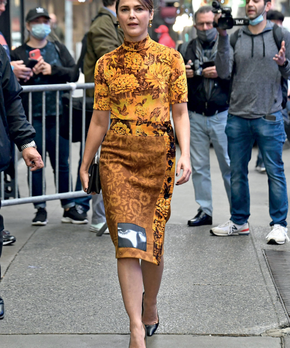 Ποια είναι η Κέρι Ράσελ, η «Διπλωμάτισσα» που σαρώνει στο Netflix