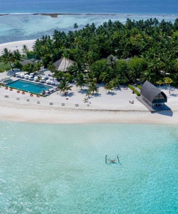 Τι έχουν πάθει οι Ελληνες με τις Μαλδίβες; 15 ξενοδοχεία σε έναν προορισμό που ζει δόξες