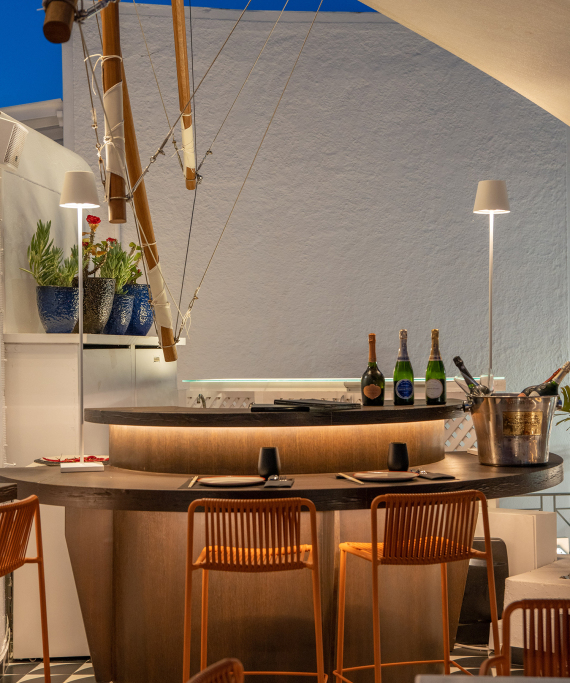 H απόλυτη γαστρονομική εμπειρία στη Σαντορίνη