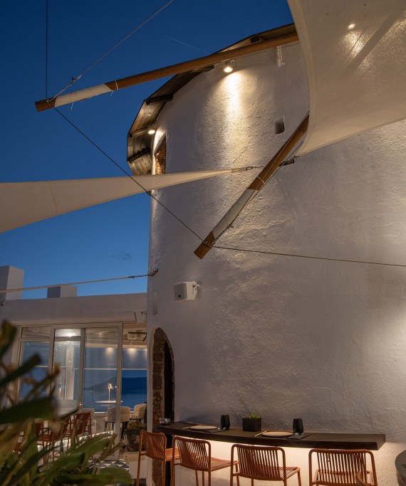 H απόλυτη γαστρονομική εμπειρία στη Σαντορίνη