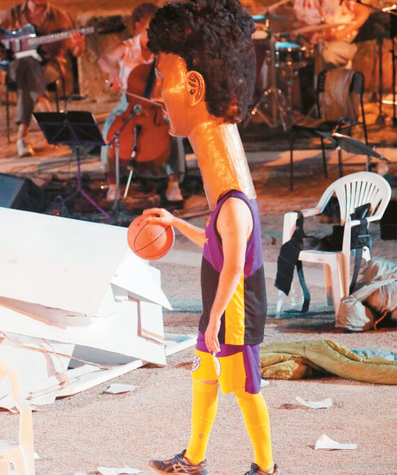 Πόση Κιτσ-οπούλου αντέχει ακόμη η Επίδαυρος; - Παρωδία στο αρχαίο θέατρο